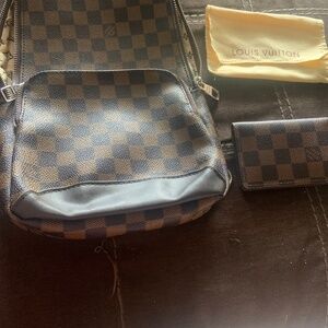 Louis Vuitton cross over bag